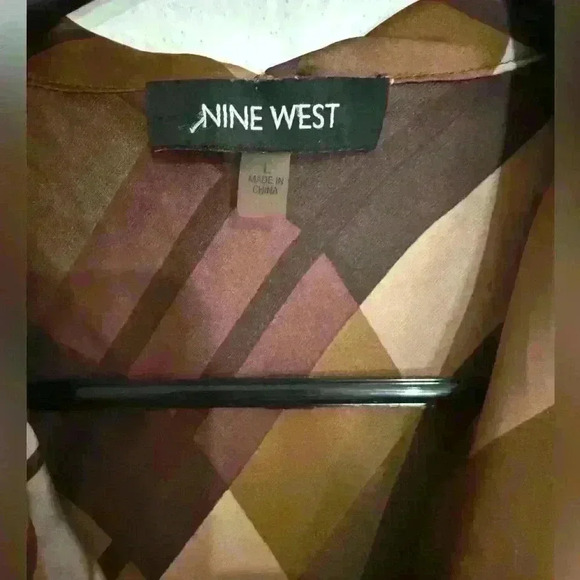 Nine West Sleeveless Argyle Blouse - Picture 3 of 3